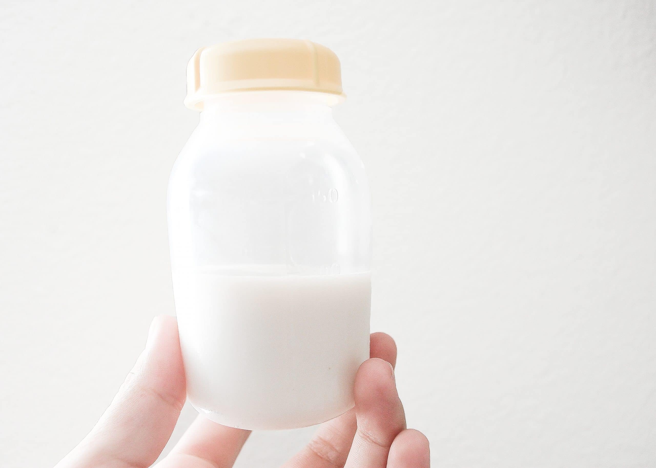 7 Reasons Why Breastmilk is the Best Face wash