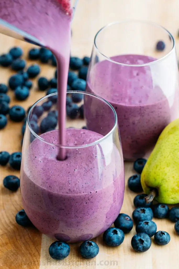 Blueberry Pear Smoothie