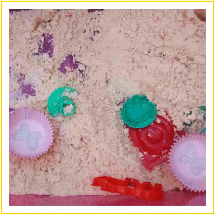 CLOUD DOUGH-20 OF THE BEST SUMMER ACTIVITIES FOR TODDLERS