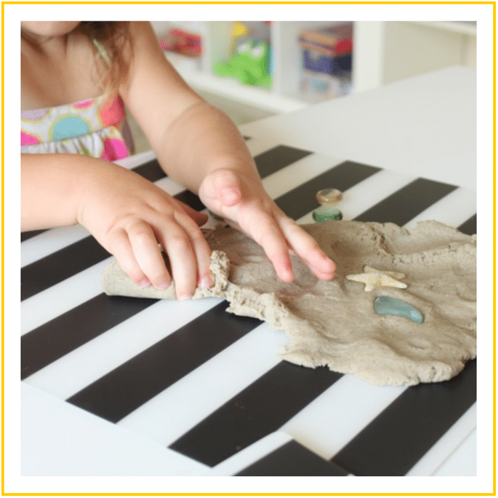 SAND PLAY DOUGH-20 OF THE BEST SUMMER ACTIVITIES FOR TODDLERS