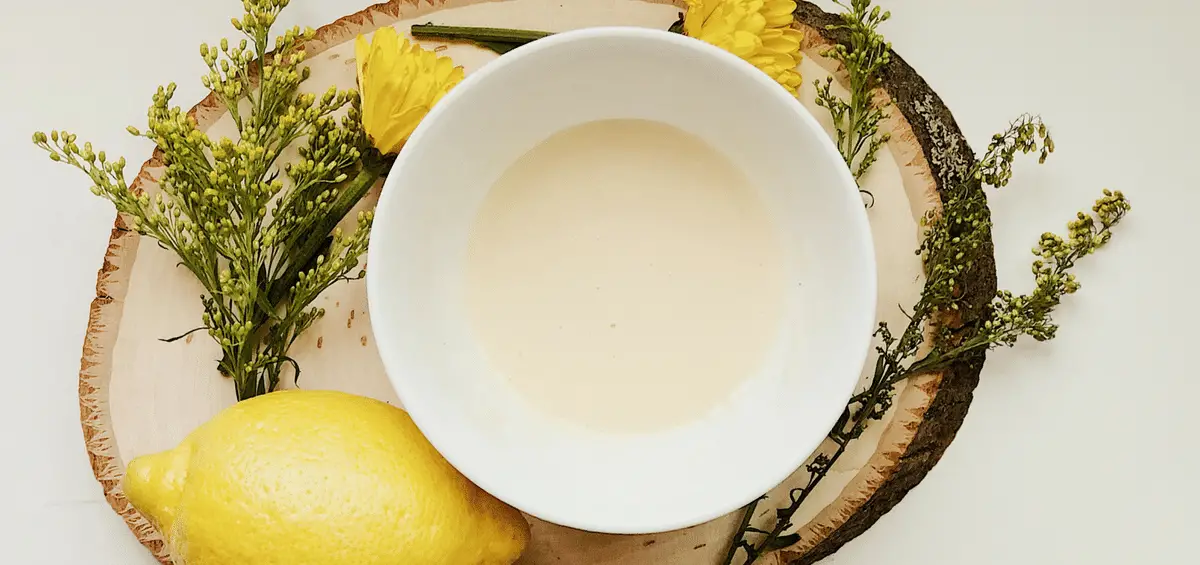 How To Make Your Own All Natural Hair Mask To Combat Dry Hair