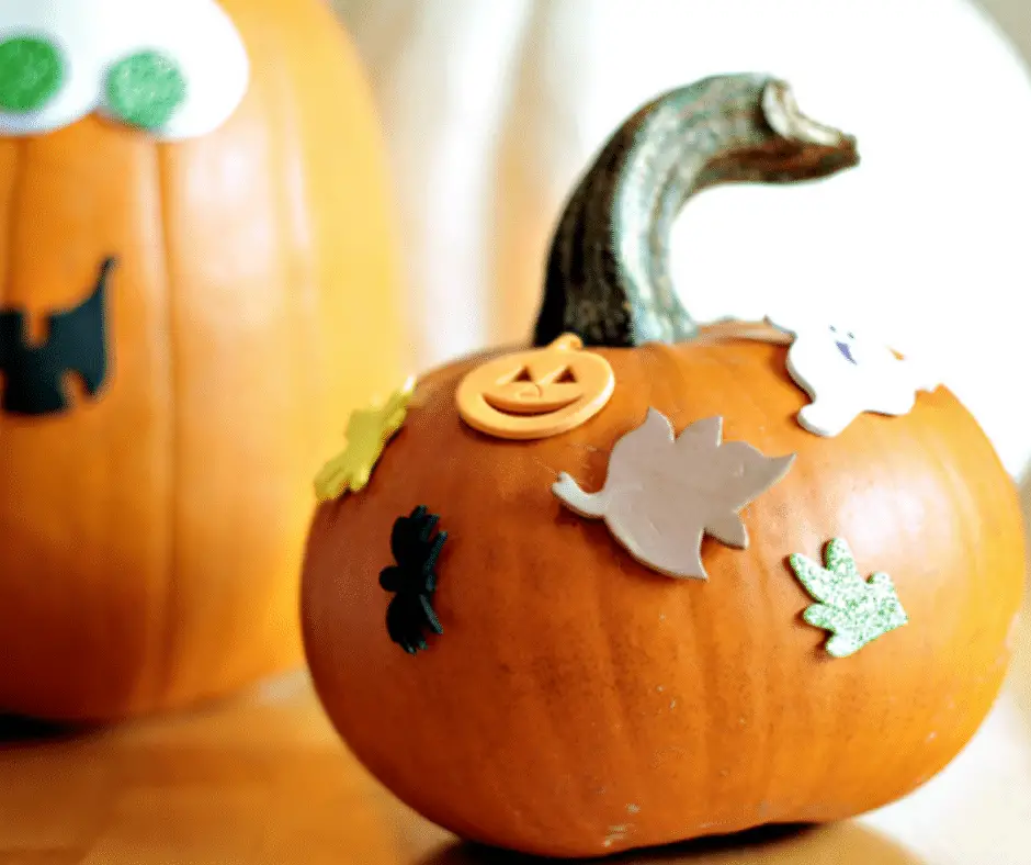 Toddler Friendly Jack-O-Lanterns - Halloween Crafts for Toddlers