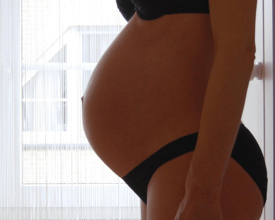 12 Things to Do While Pregnant
